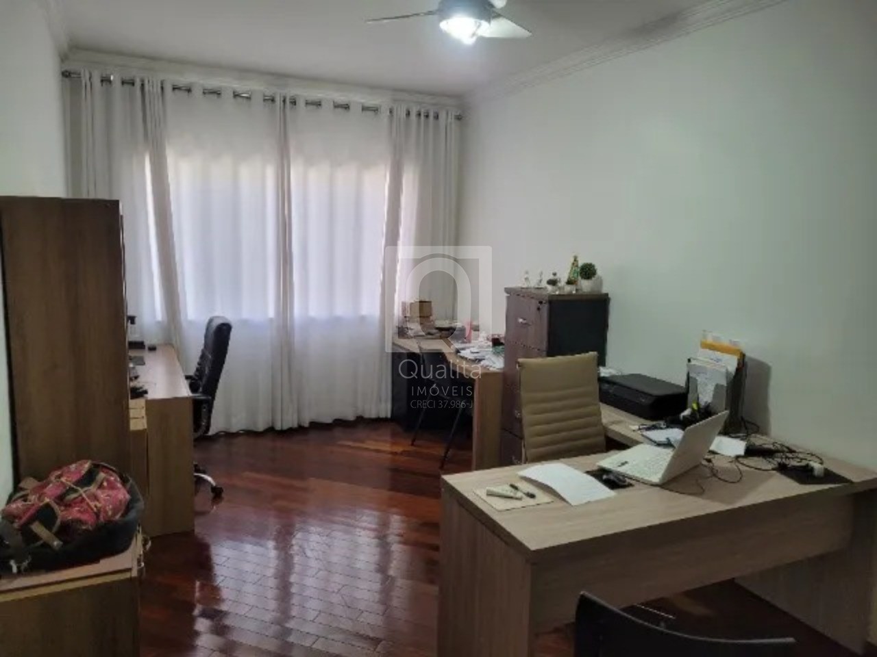 Casa à venda com 3 quartos, 220m² - Foto 11