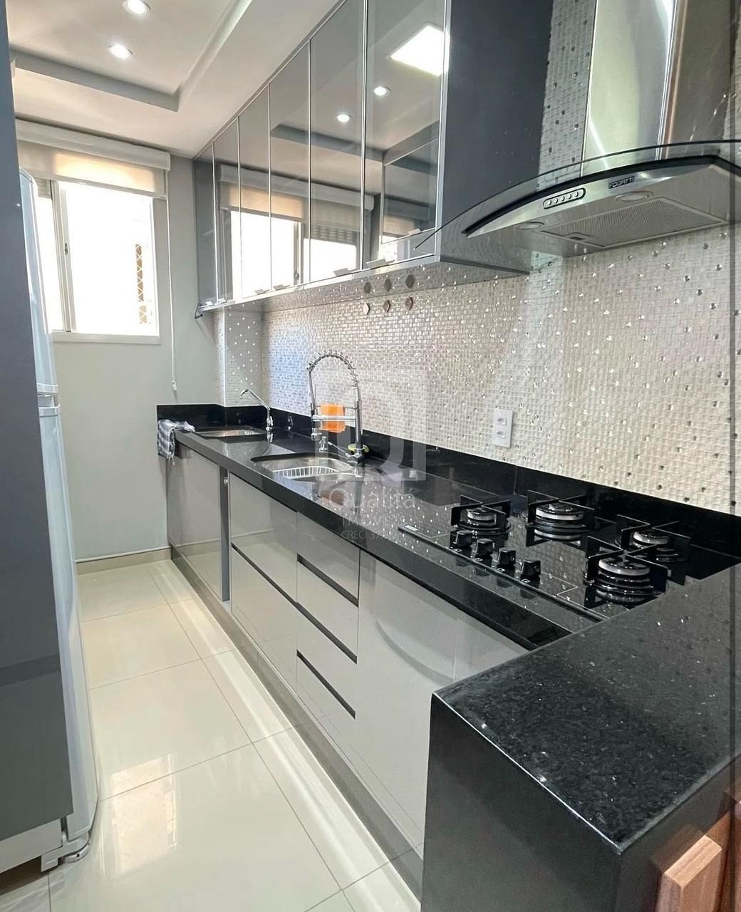 Apartamento à venda com 2 quartos, 47m² - Foto 3