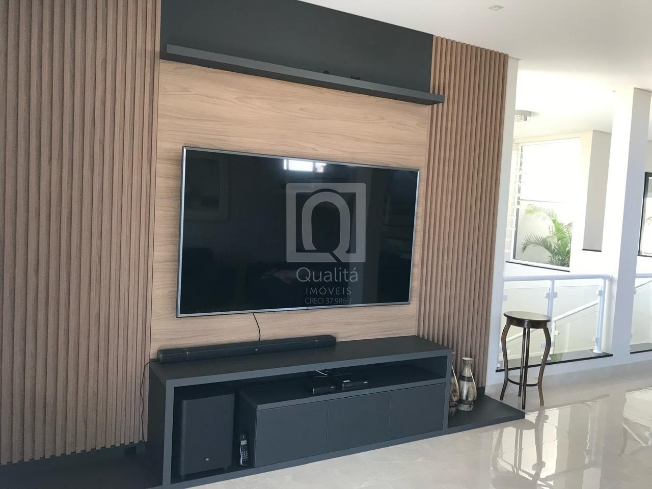 Sobrado à venda com 3 quartos, 250m² - Foto 2