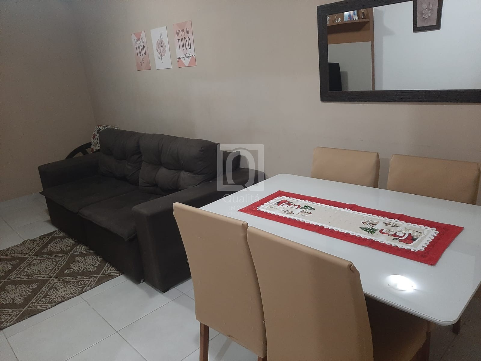 Casa de Condomínio à venda com 2 quartos, 210m² - Foto 1