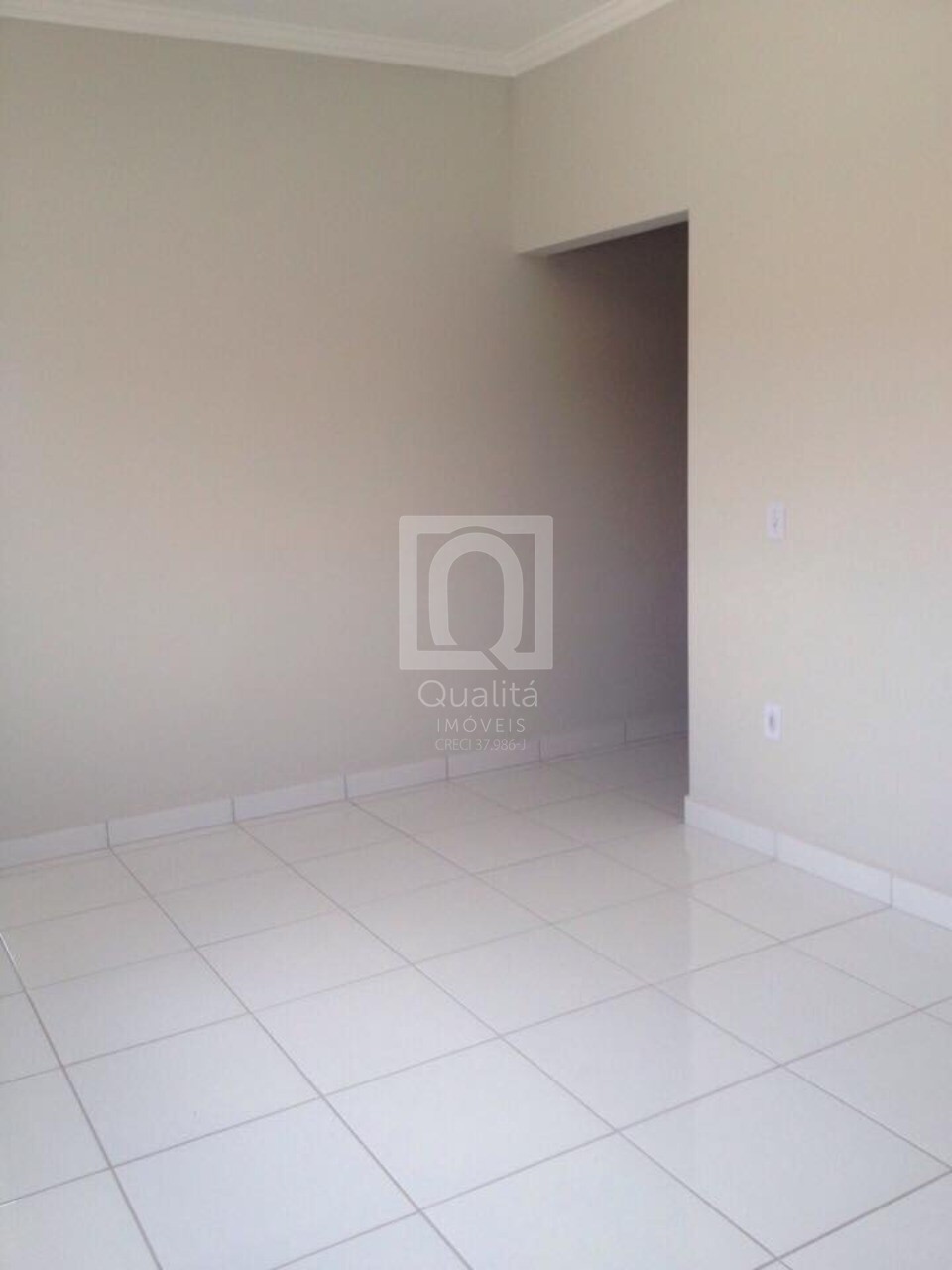 Apartamento à venda com 2 quartos, 64m² - Foto 4