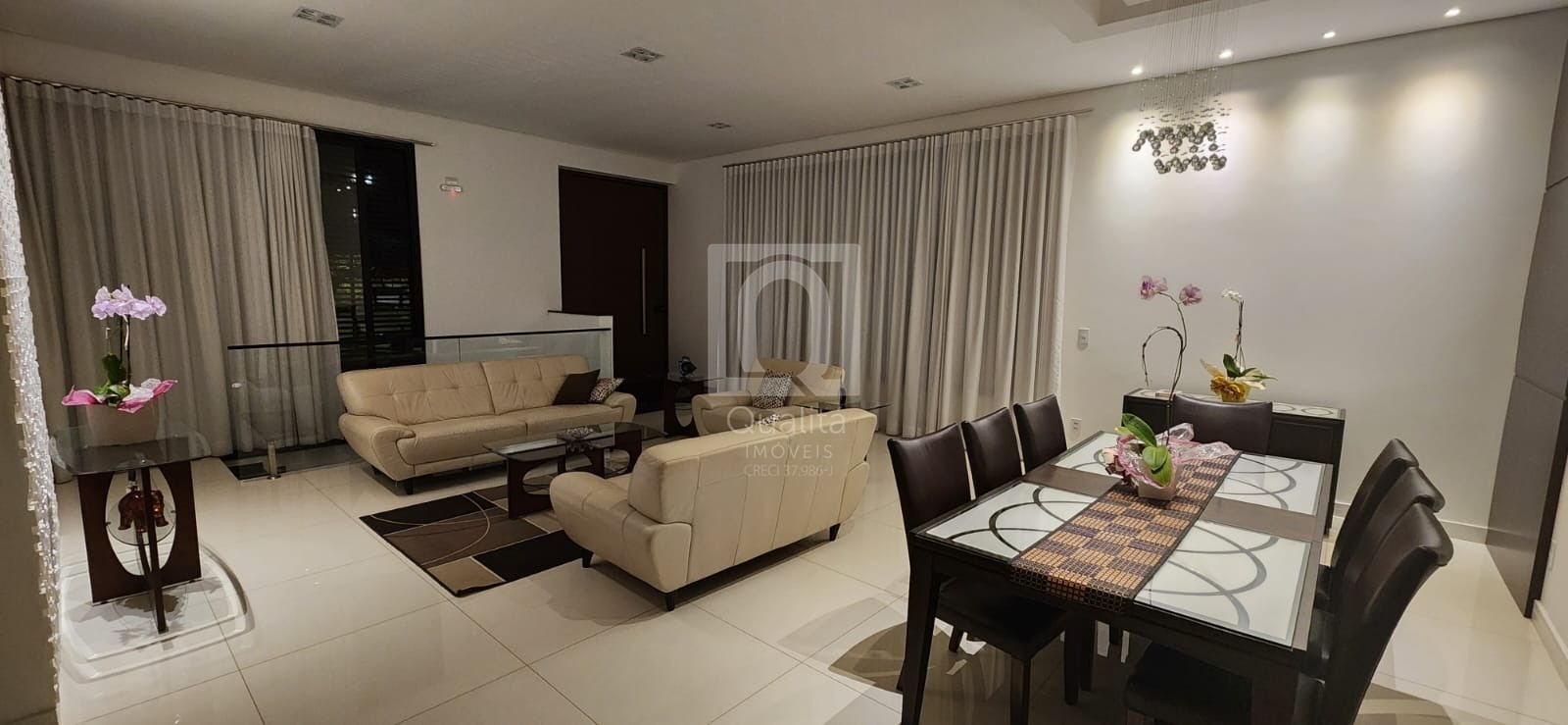 Casa de Condomínio à venda com 4 quartos, 430m² - Foto 4