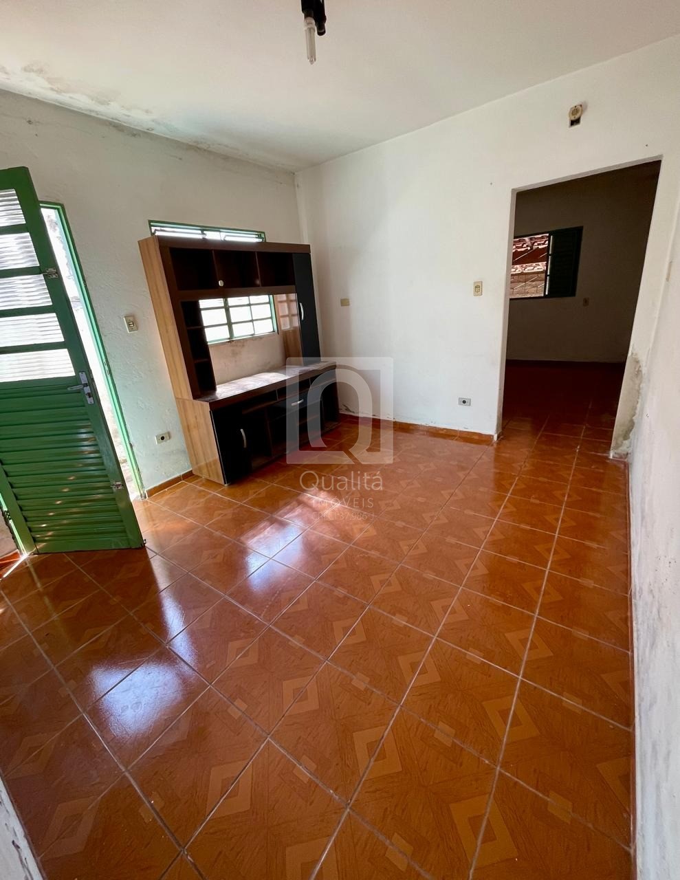 Casa à venda com 2 quartos, 125m² - Foto 2