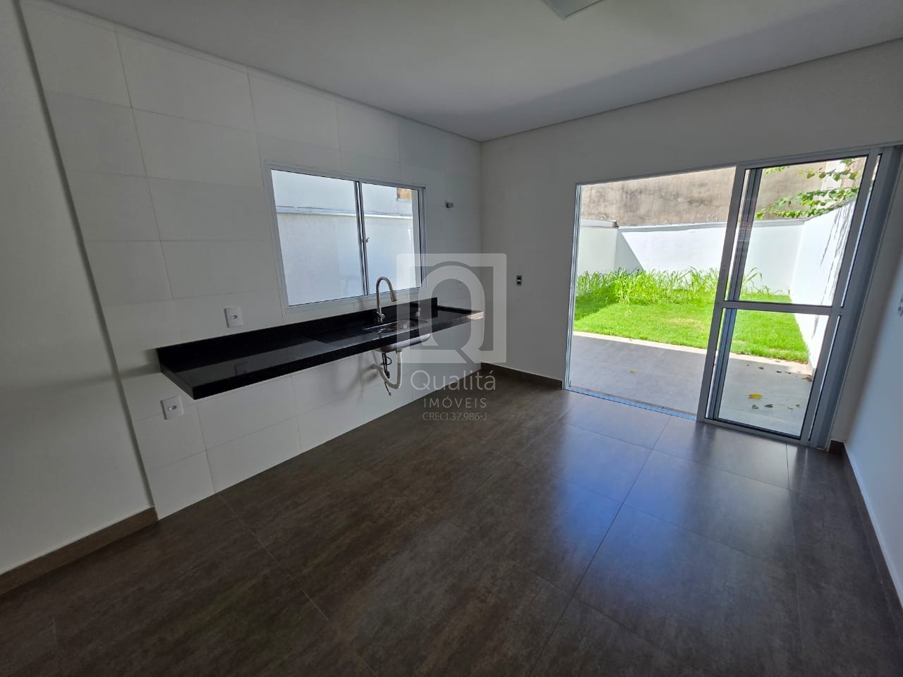 Casa à venda com 3 quartos, 123m² - Foto 5