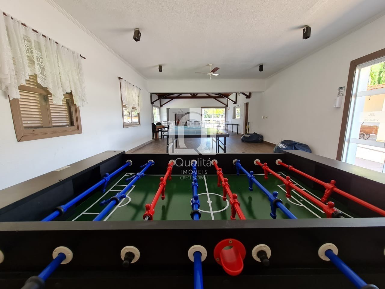 Casa de Condomínio à venda com 3 quartos, 360m² - Foto 42