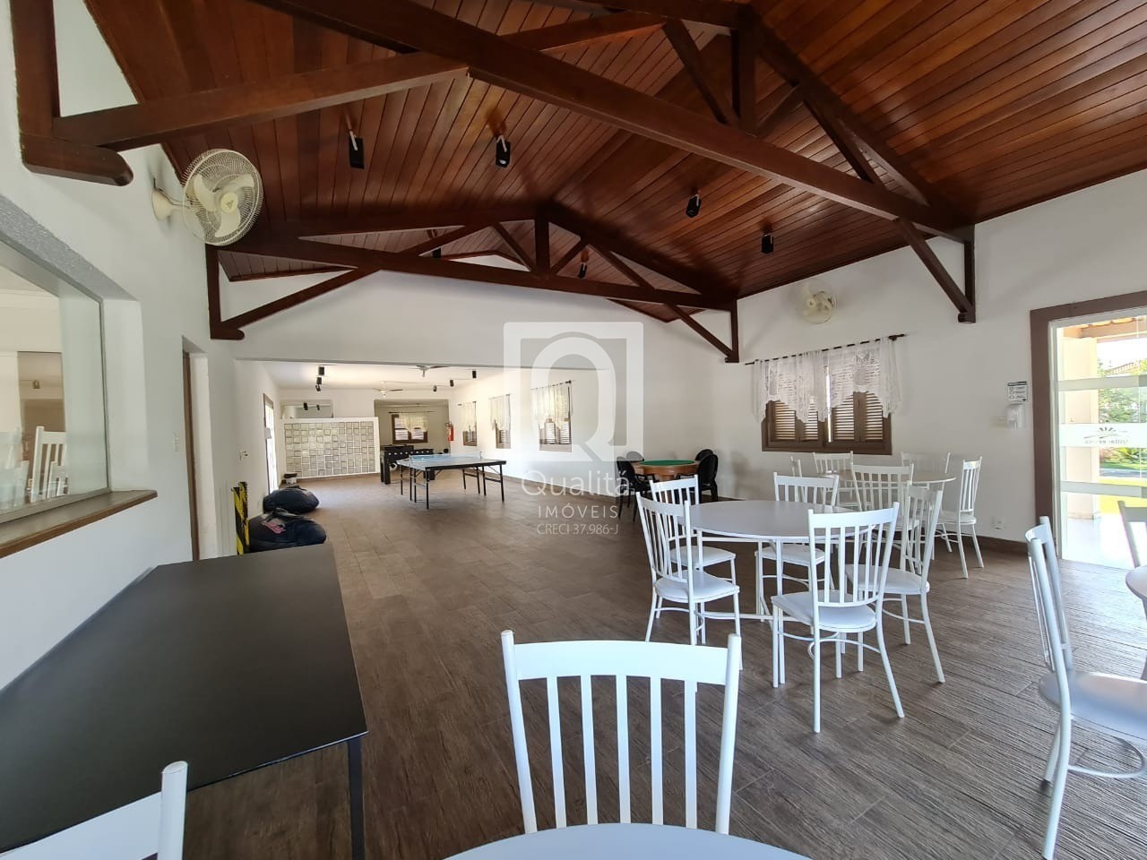 Casa de Condomínio à venda com 3 quartos, 360m² - Foto 37