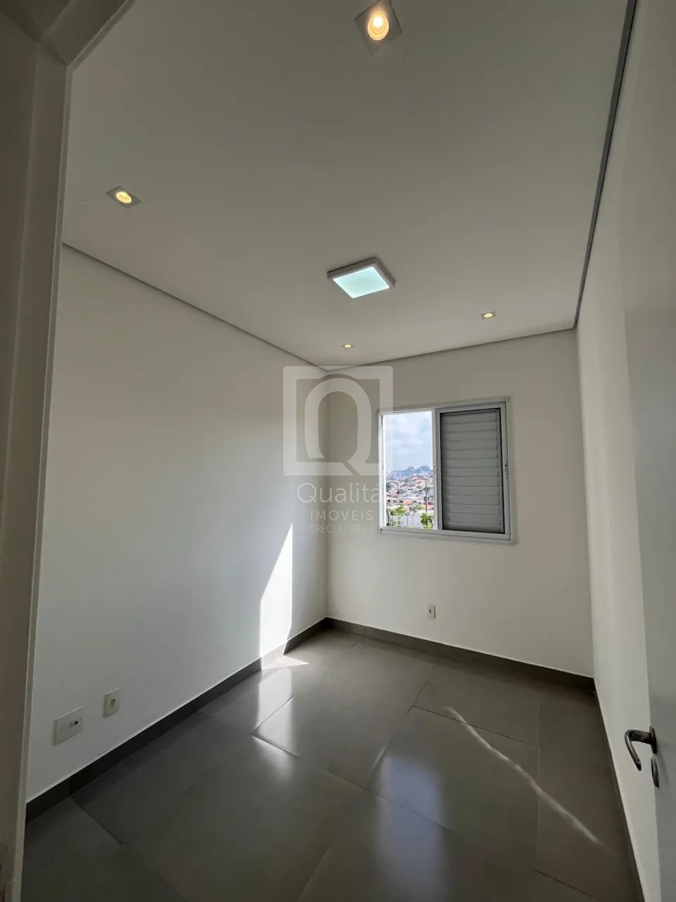 Apartamento à venda com 2 quartos, 48m² - Foto 12