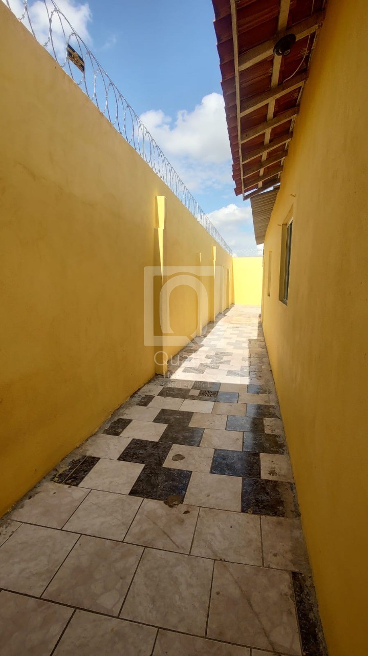 Casa à venda com 4 quartos, 250m² - Foto 11