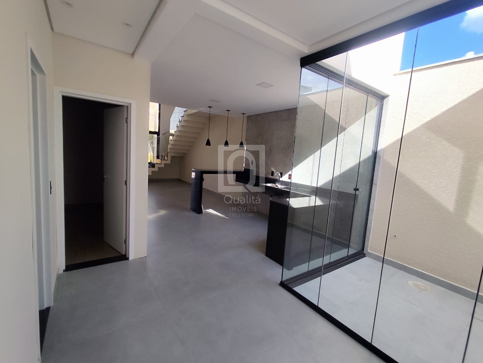 Casa de Condomínio à venda com 3 quartos, 228m² - Foto 6