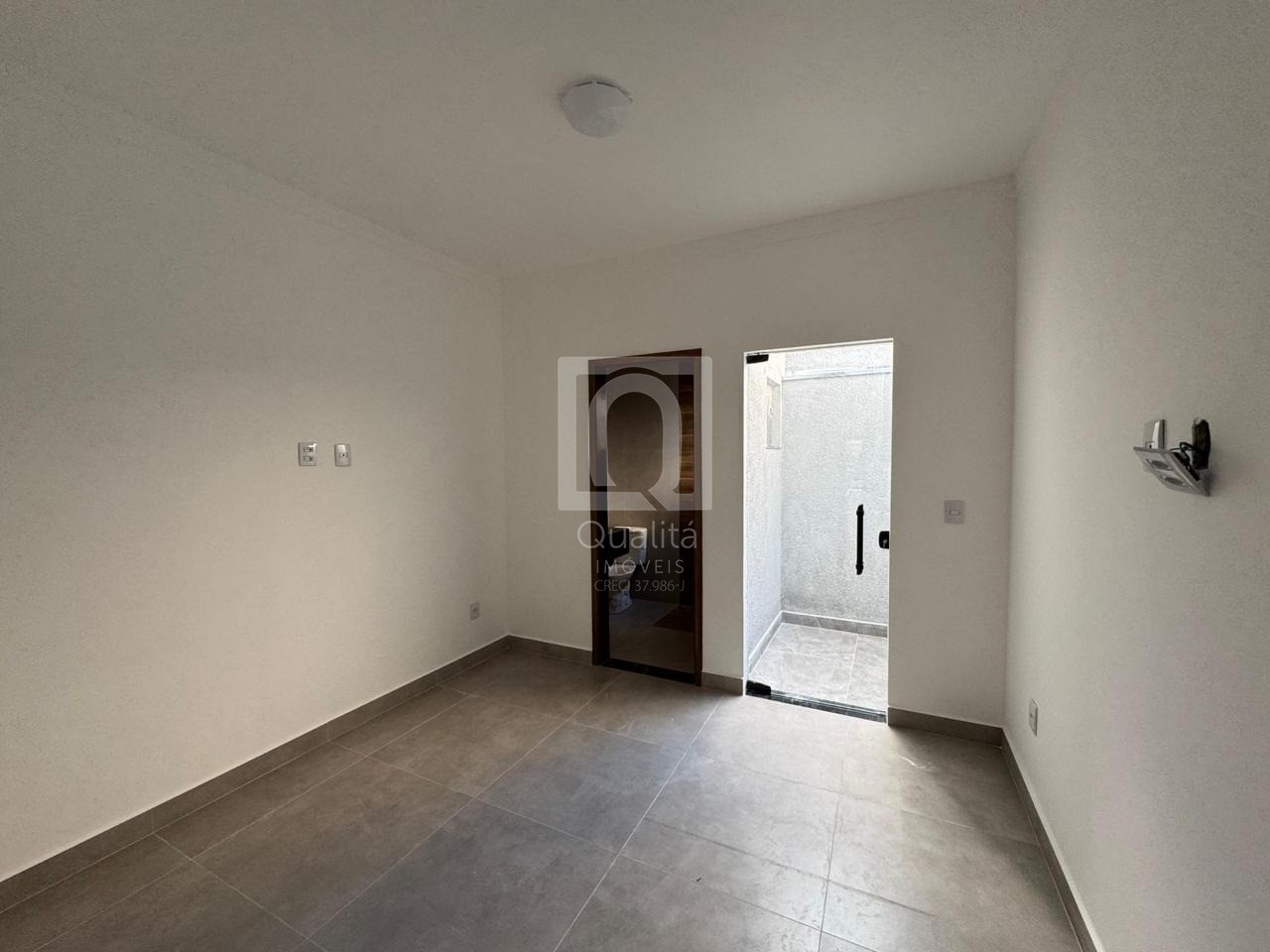 Casa à venda com 2 quartos, 61m² - Foto 8