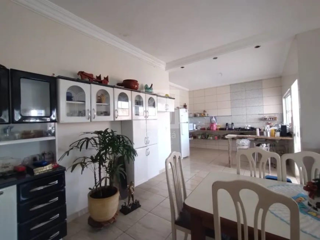 Casa à venda com 3 quartos, 300m² - Foto 6