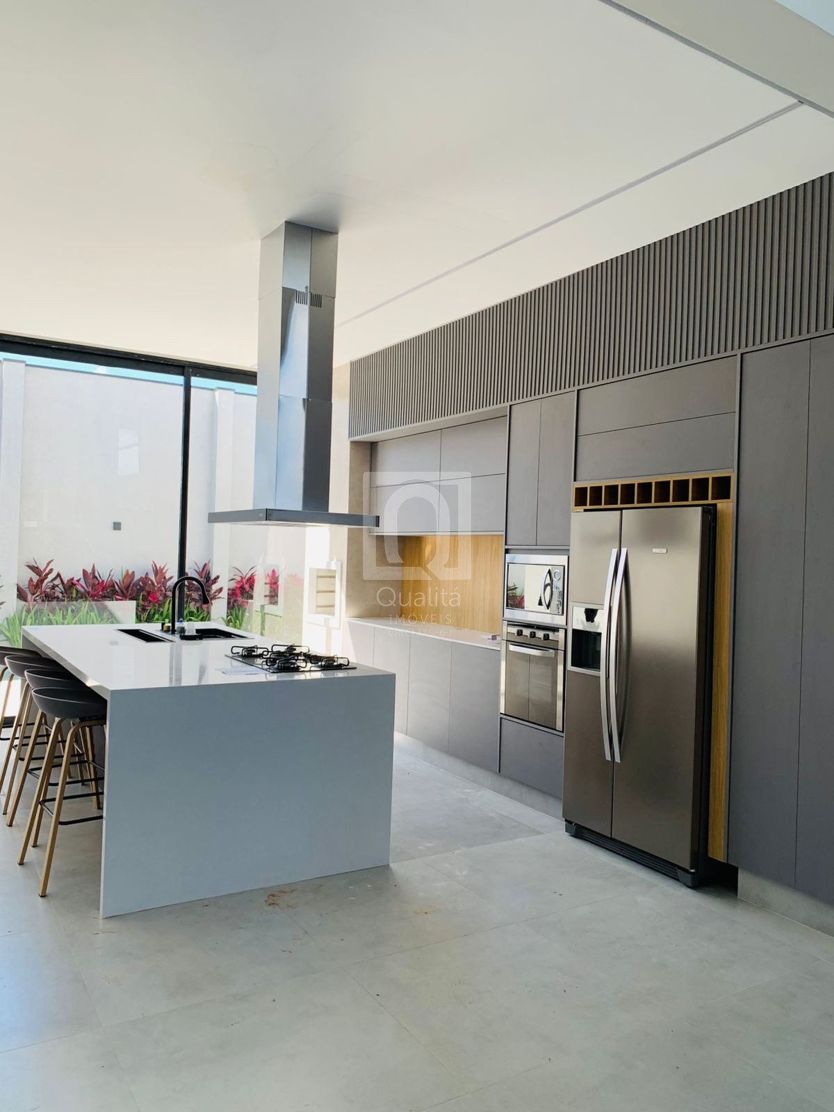 Casa de Condomínio à venda e aluguel com 3 quartos, 600m² - Foto 5