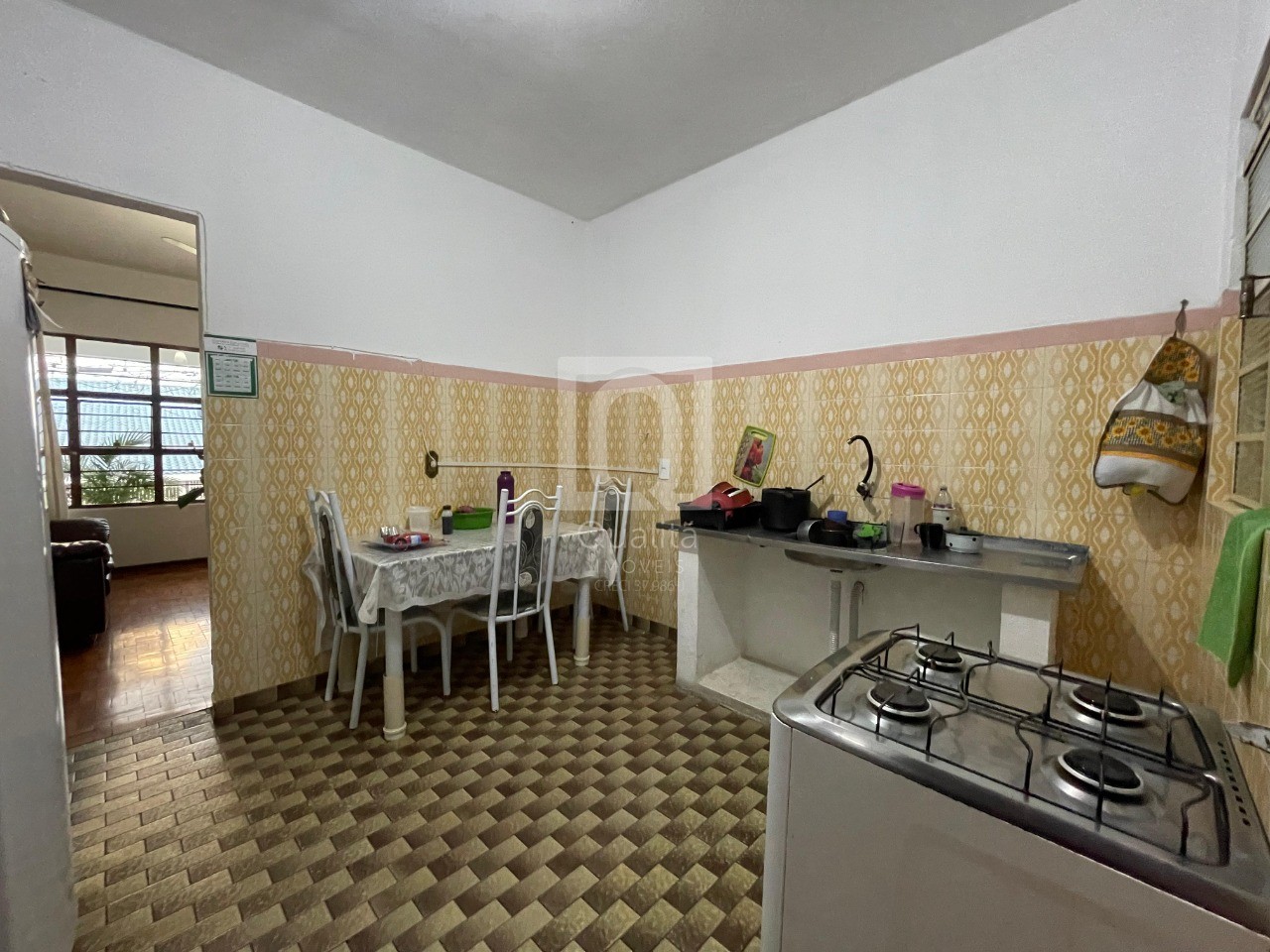 Casa à venda com 3 quartos, 250m² - Foto 4