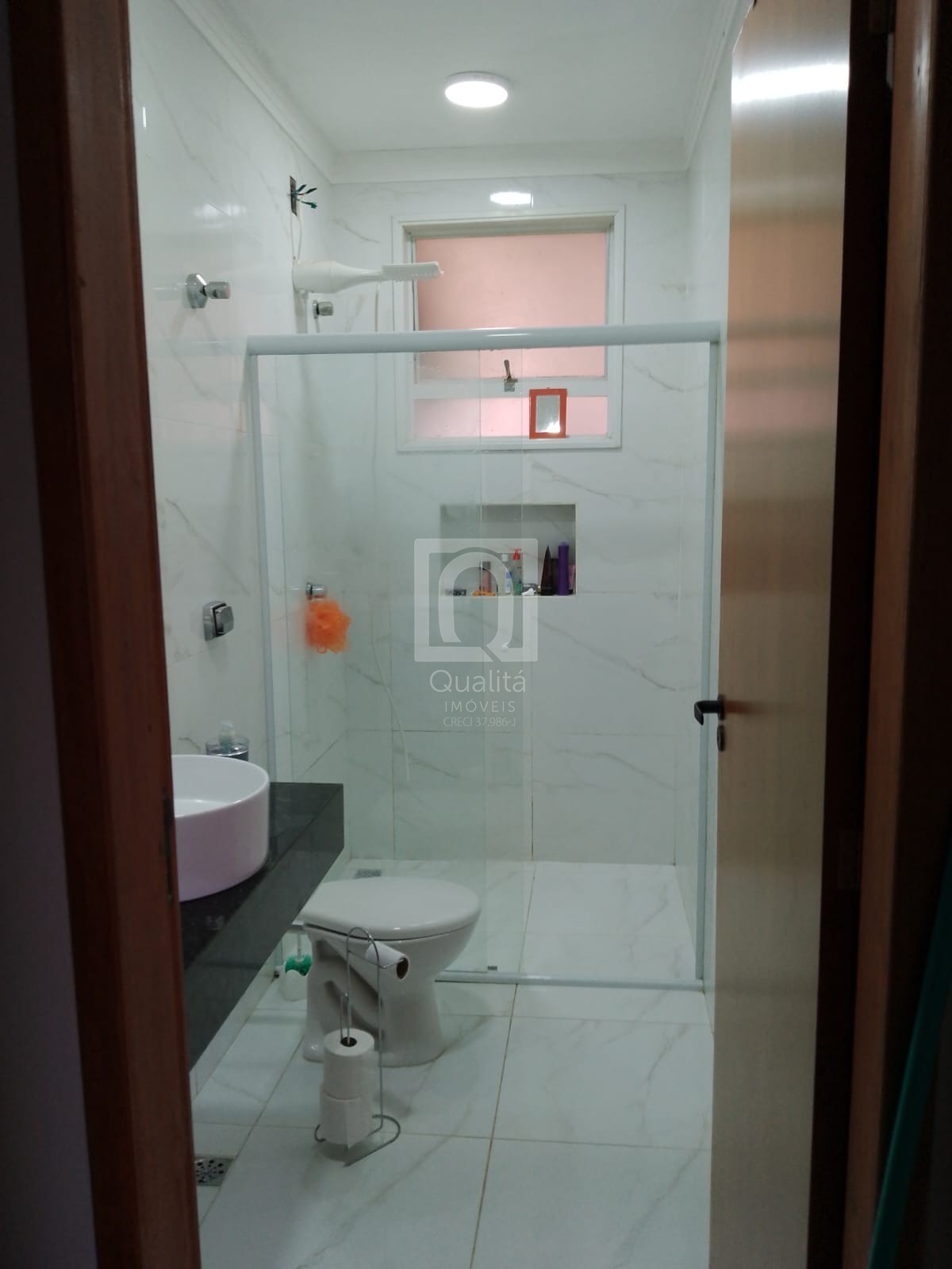 Casa à venda com 2 quartos, 160m² - Foto 9