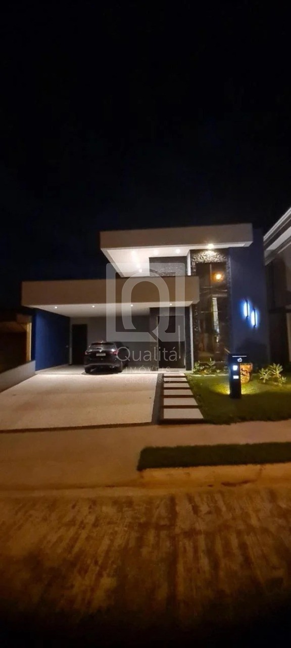 Casa de Condomínio à venda com 3 quartos, 360m² - Foto 1