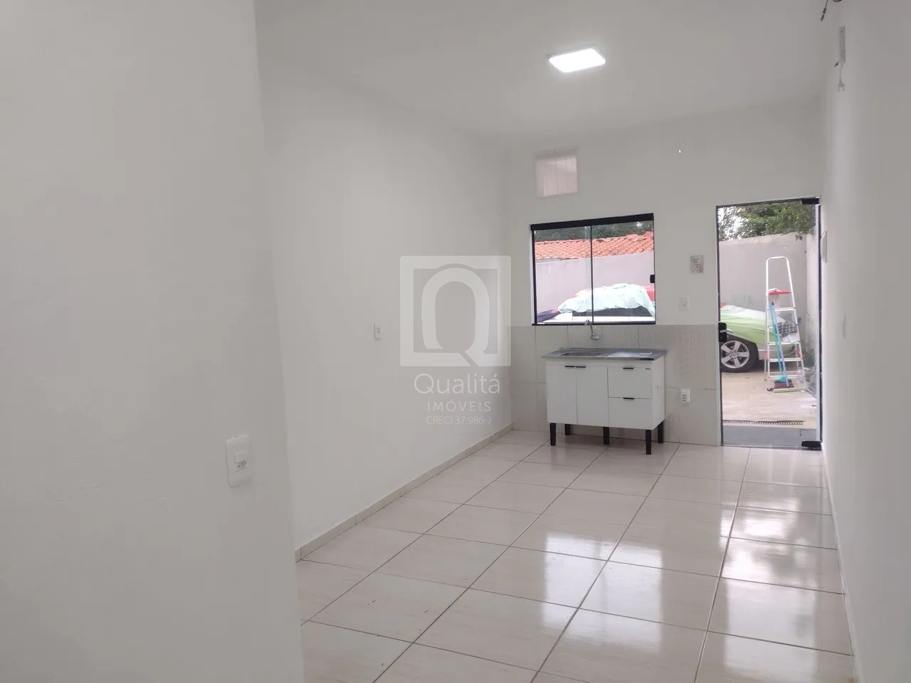 Casa de Condomínio à venda com 1 quarto, 23m² - Foto 1