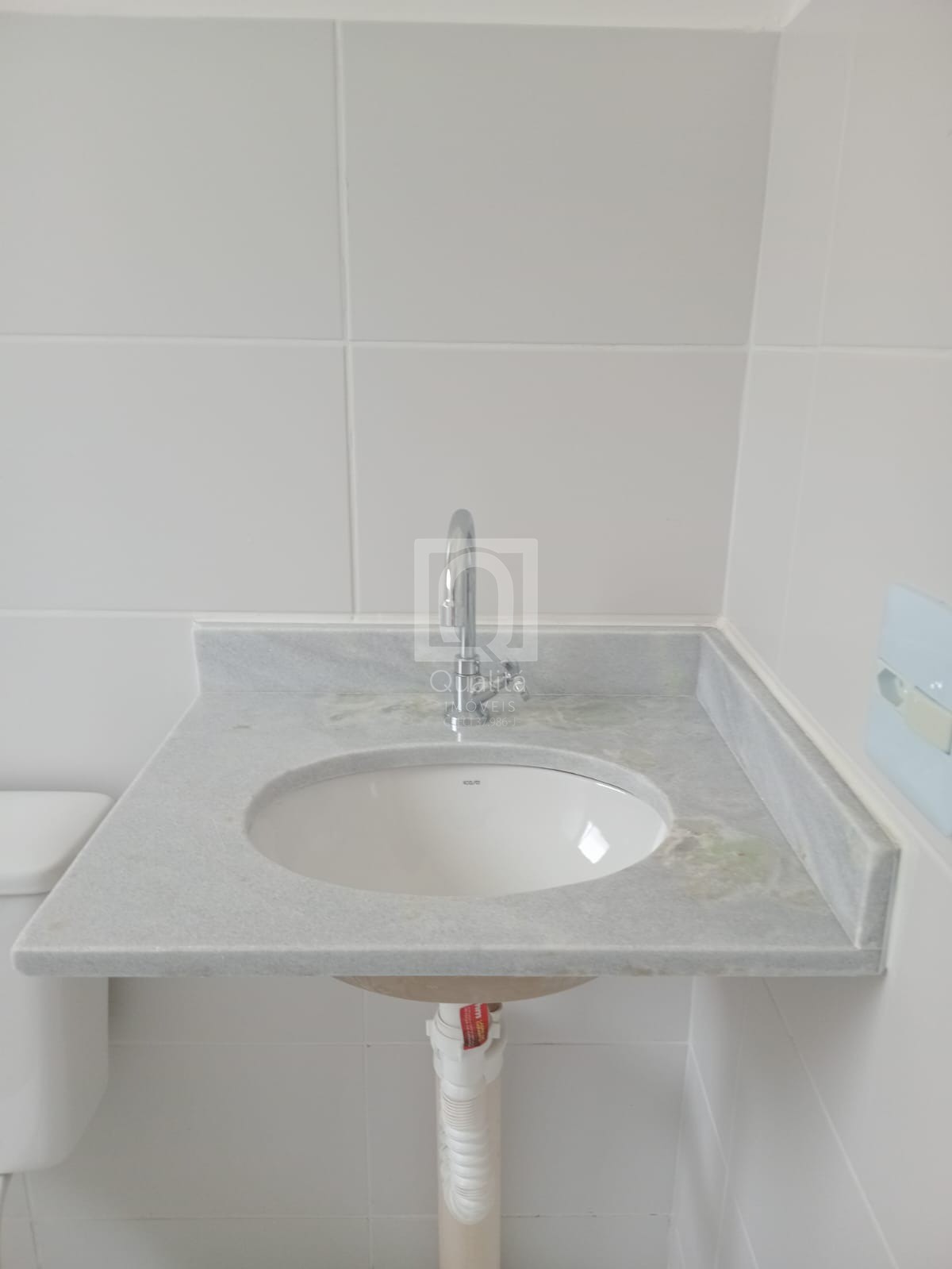 Apartamento à venda com 2 quartos, 42m² - Foto 11