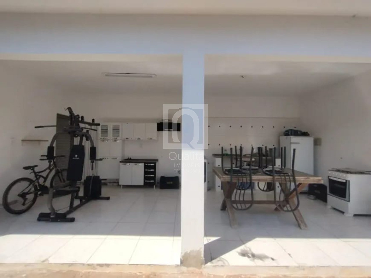 Casa à venda com 3 quartos, 300m² - Foto 16