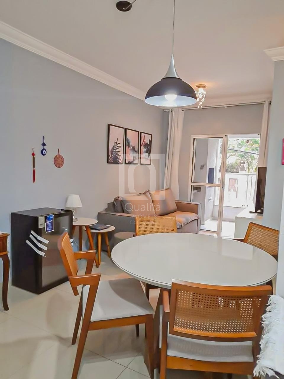 Apartamento à venda com 2 quartos, 65m² - Foto 4