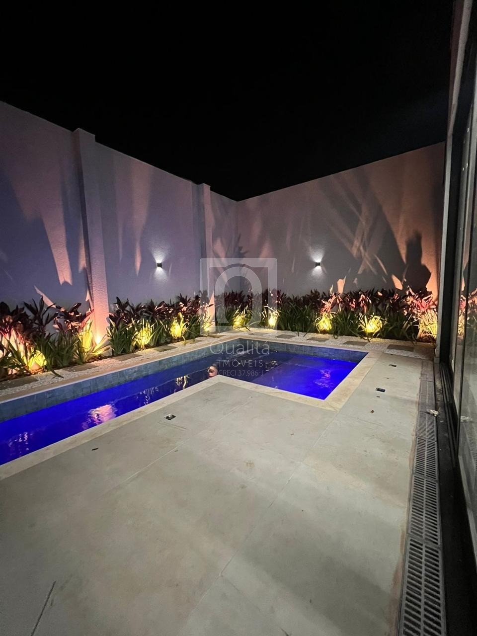 Casa de Condomínio à venda e aluguel com 3 quartos, 600m² - Foto 13