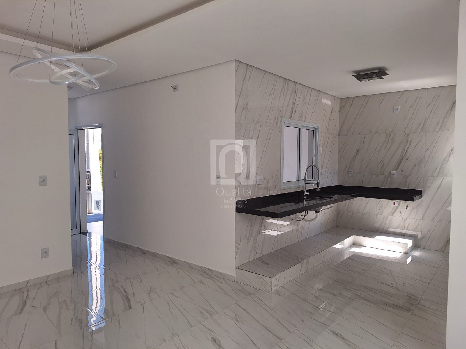 Casa de Condomínio à venda com 3 quartos, 154m² - Foto 1
