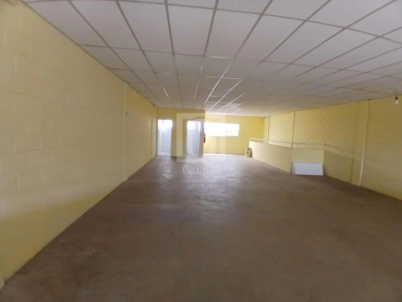 Depósito-Galpão-Armazém à venda, 245m² - Foto 13