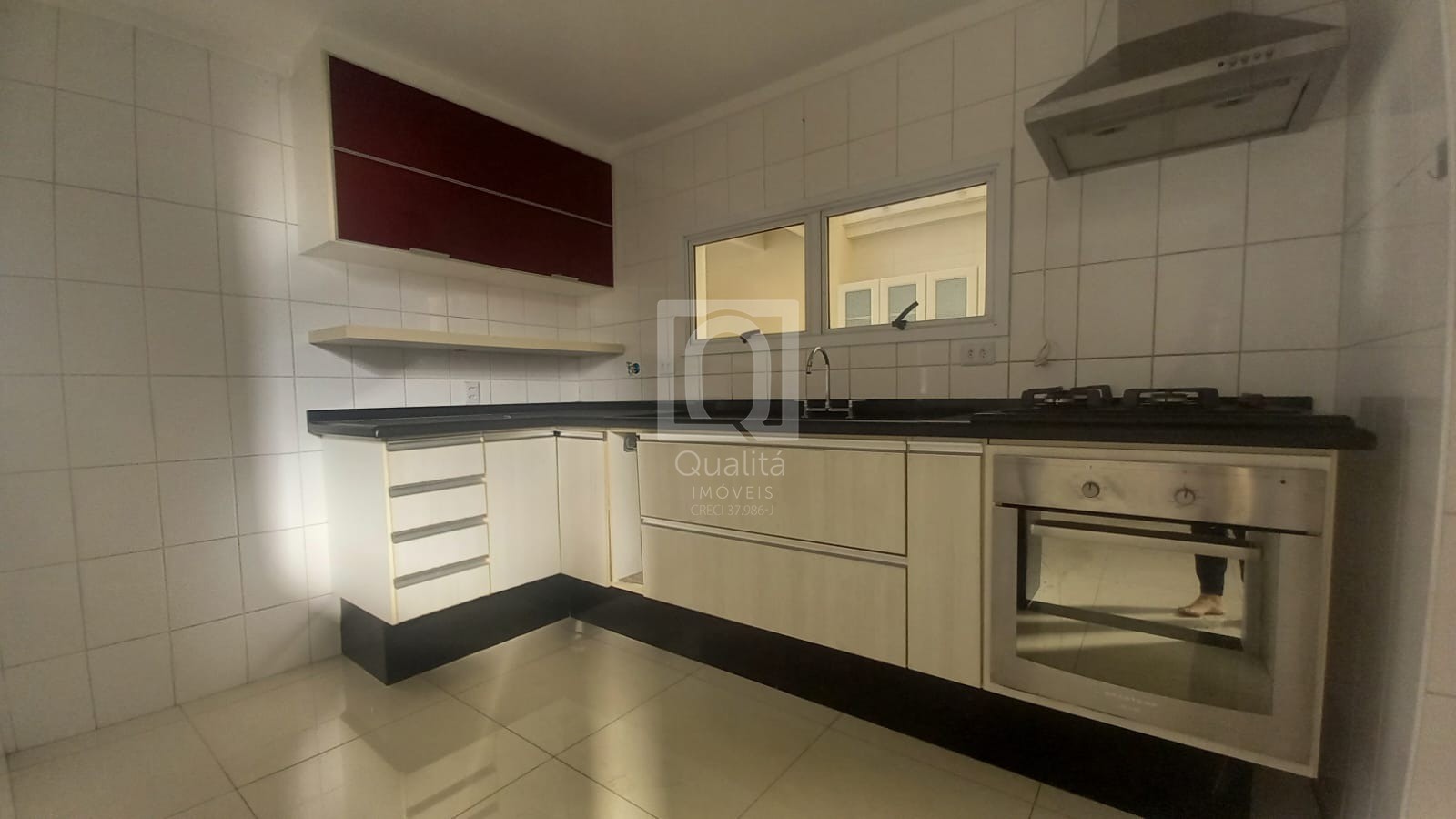 Casa de Condomínio à venda com 3 quartos, 283m² - Foto 4