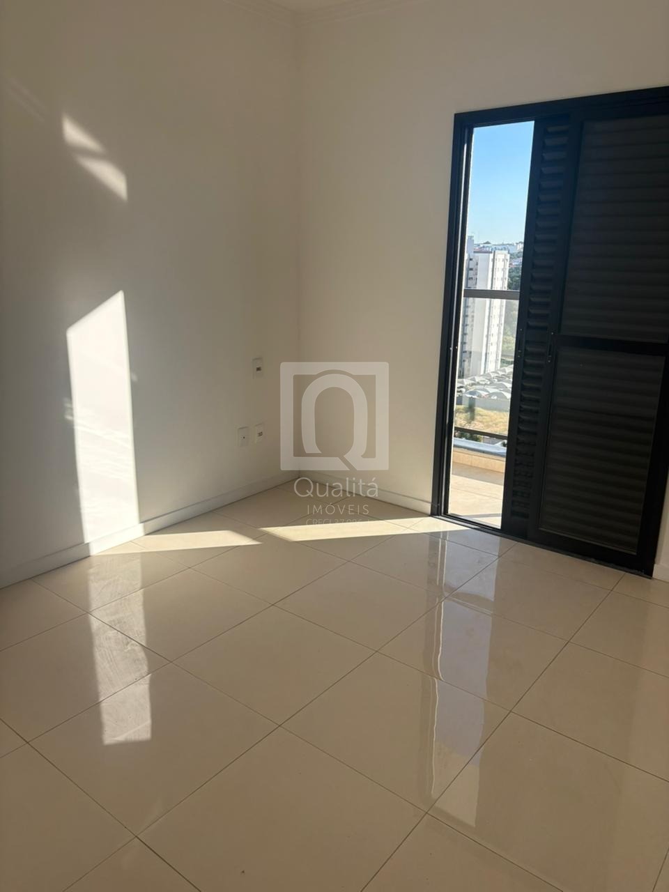 Apartamento à venda com 2 quartos, 66m² - Foto 6