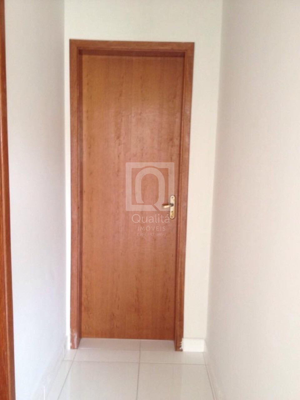 Apartamento à venda com 2 quartos, 64m² - Foto 9