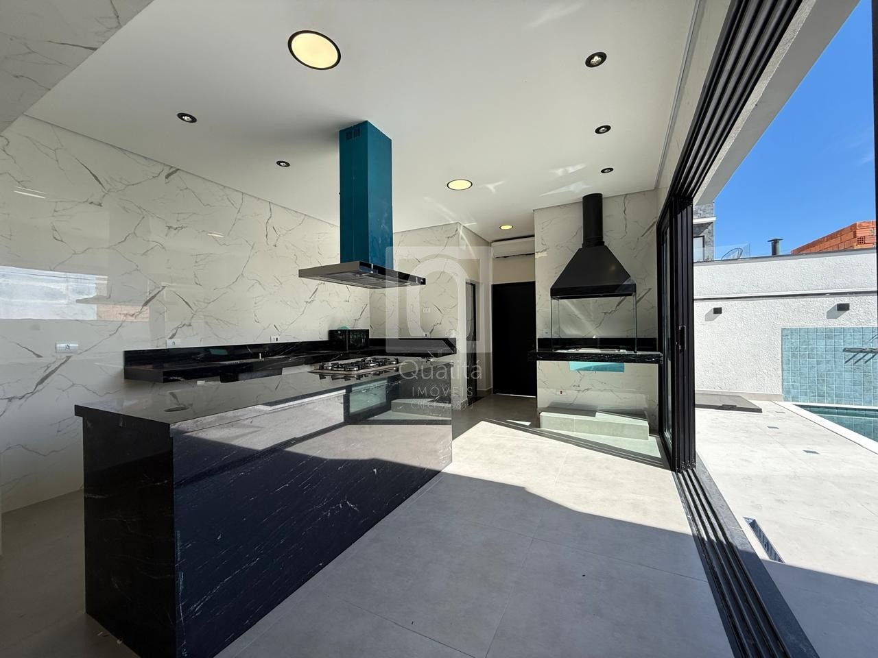 Casa de Condomínio, 4 quartos - Foto 1