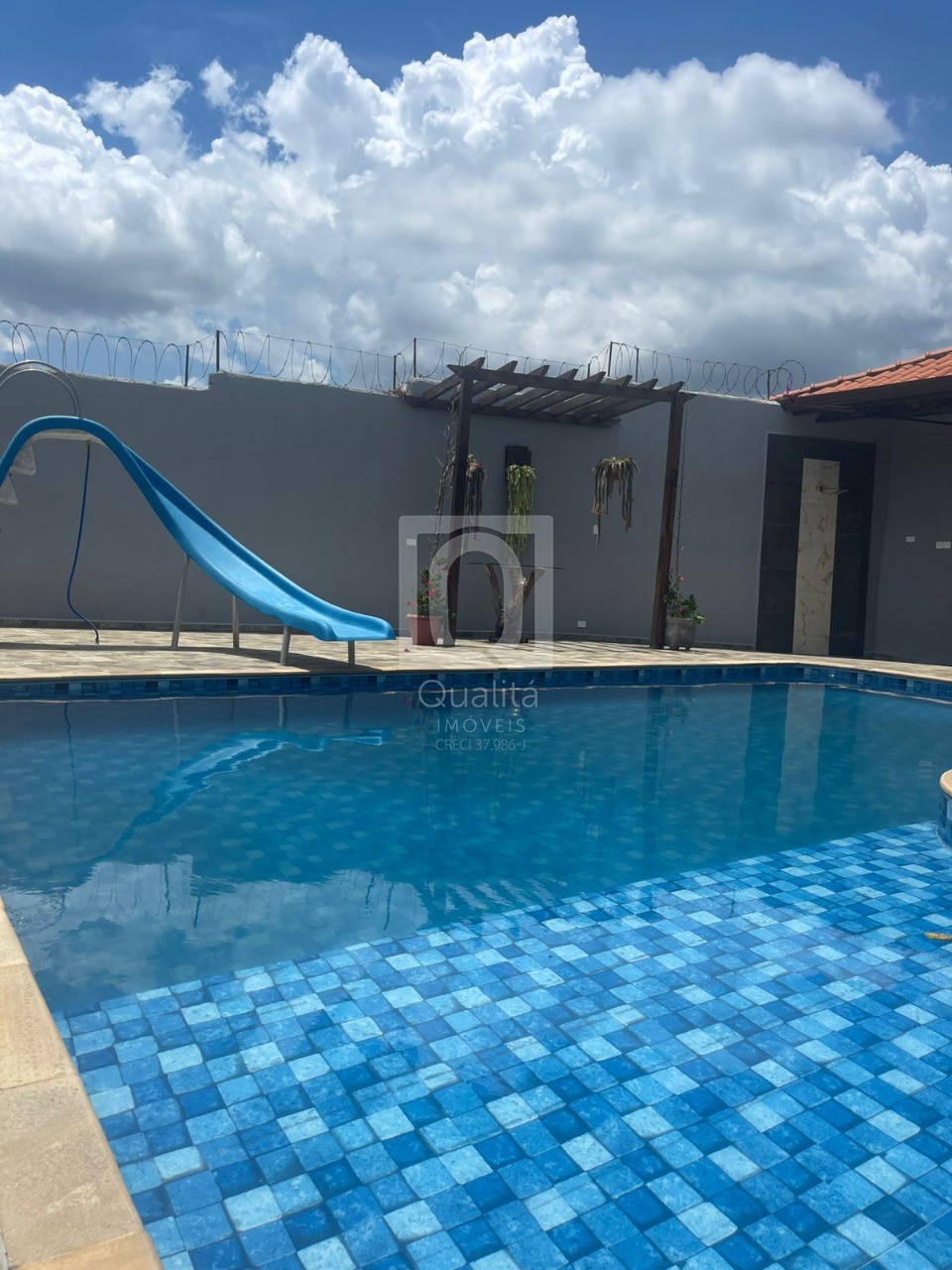 Chácara, 5 quartos, 1267 m² - Foto 1