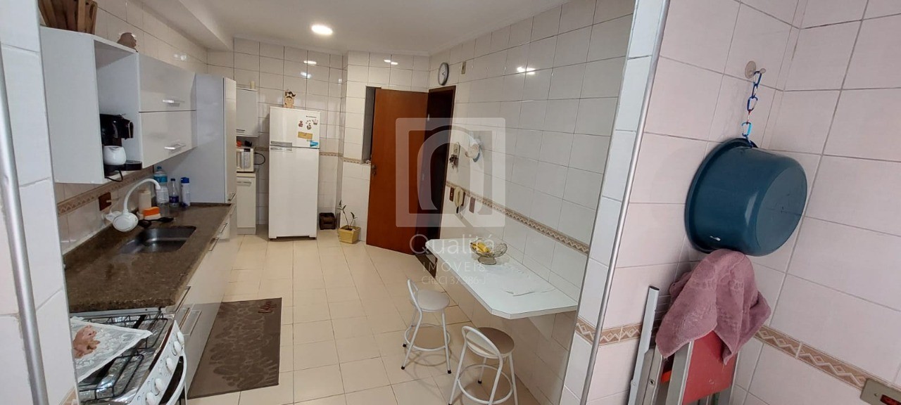 Apartamento à venda com 2 quartos, 62m² - Foto 4