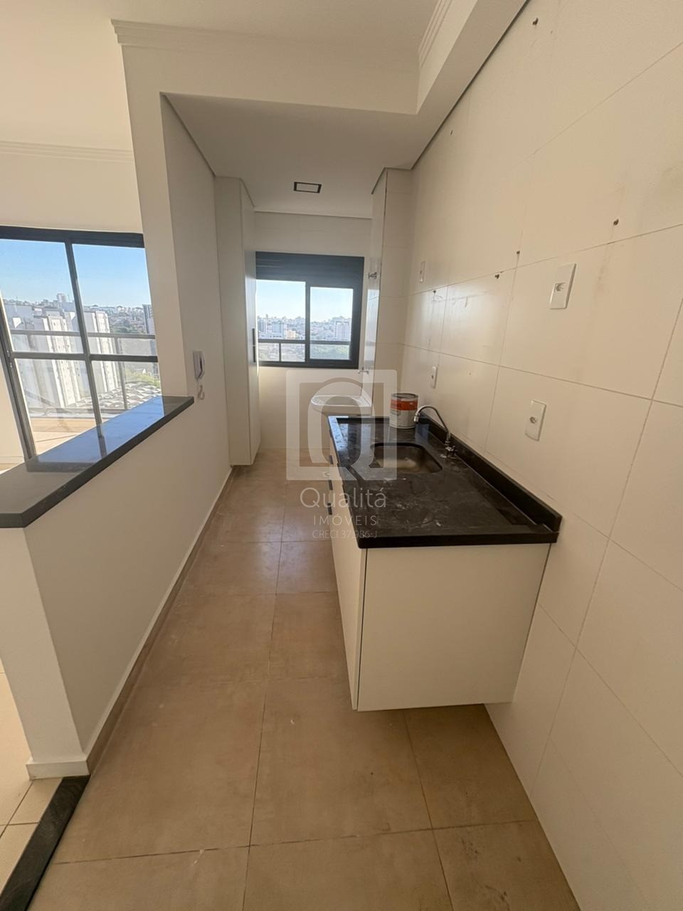 Apartamento à venda com 2 quartos, 66m² - Foto 4