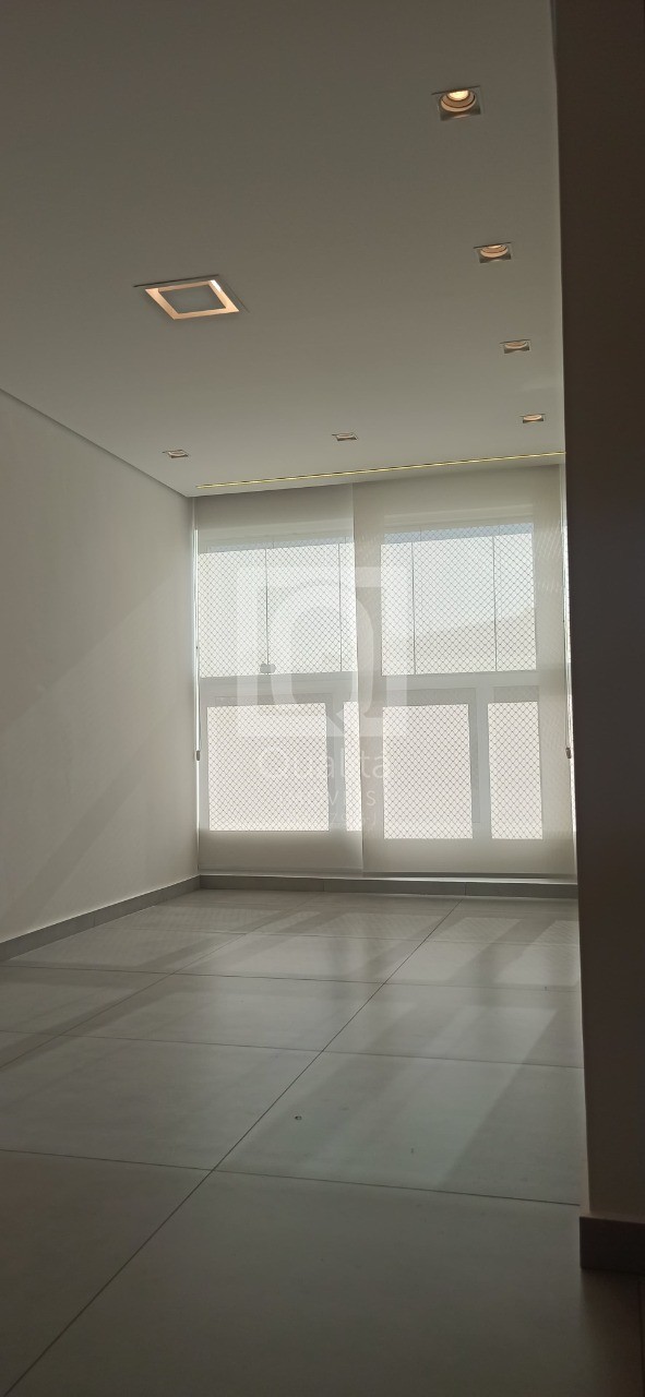 Apartamento à venda com 2 quartos, 61m² - Foto 7