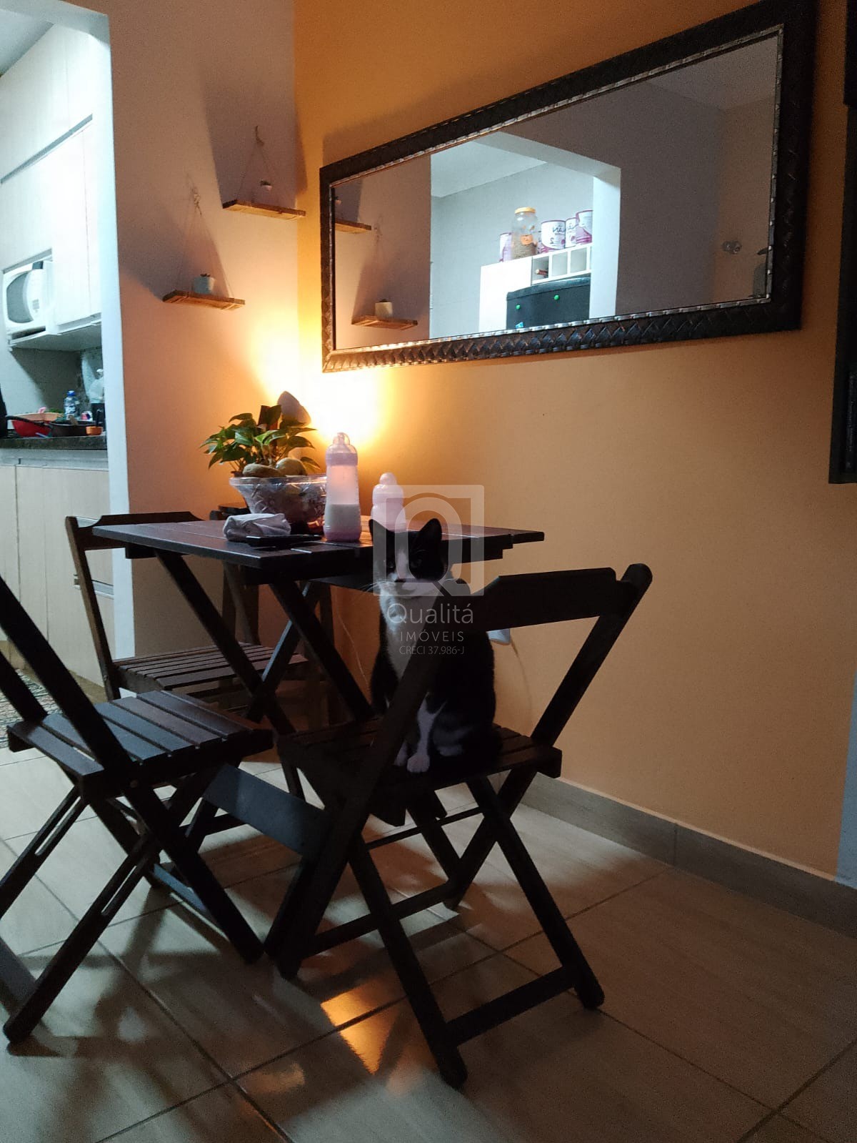 Casa à venda com 2 quartos, 160m² - Foto 2