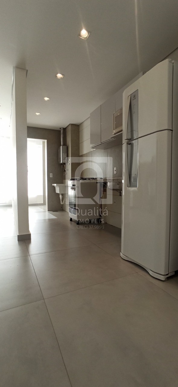 Apartamento à venda com 2 quartos, 61m² - Foto 3