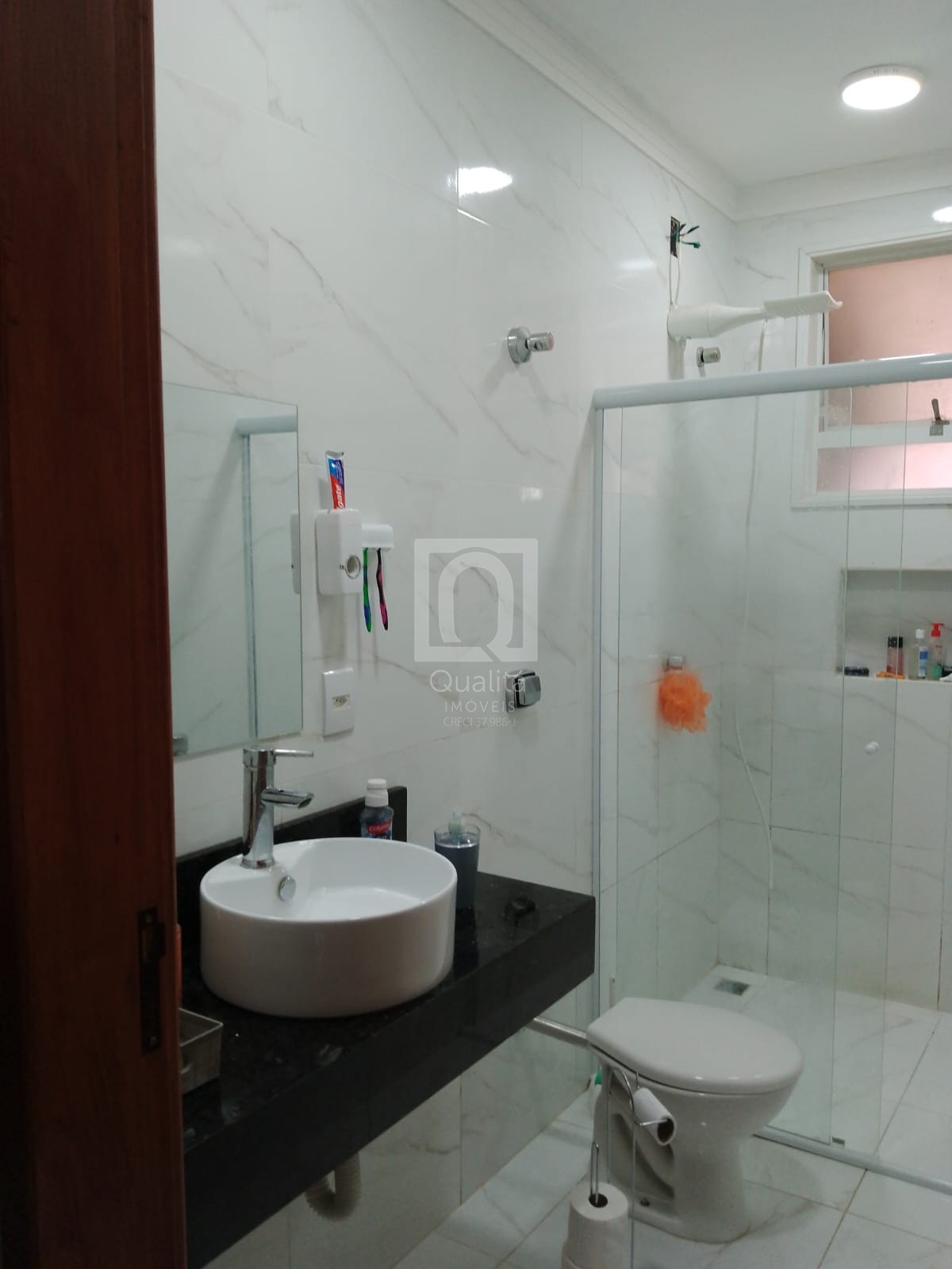 Casa à venda com 2 quartos, 160m² - Foto 10