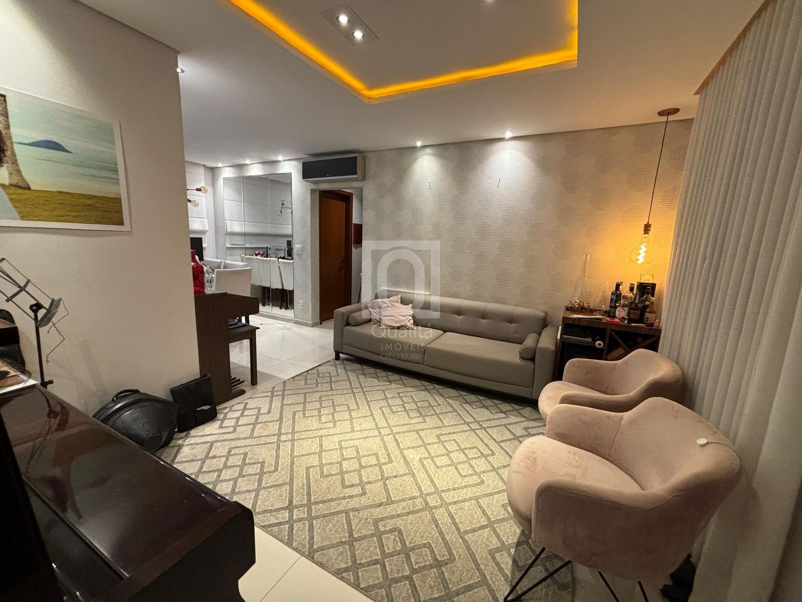 Apartamento à venda com 2 quartos, 70m² - Foto 9