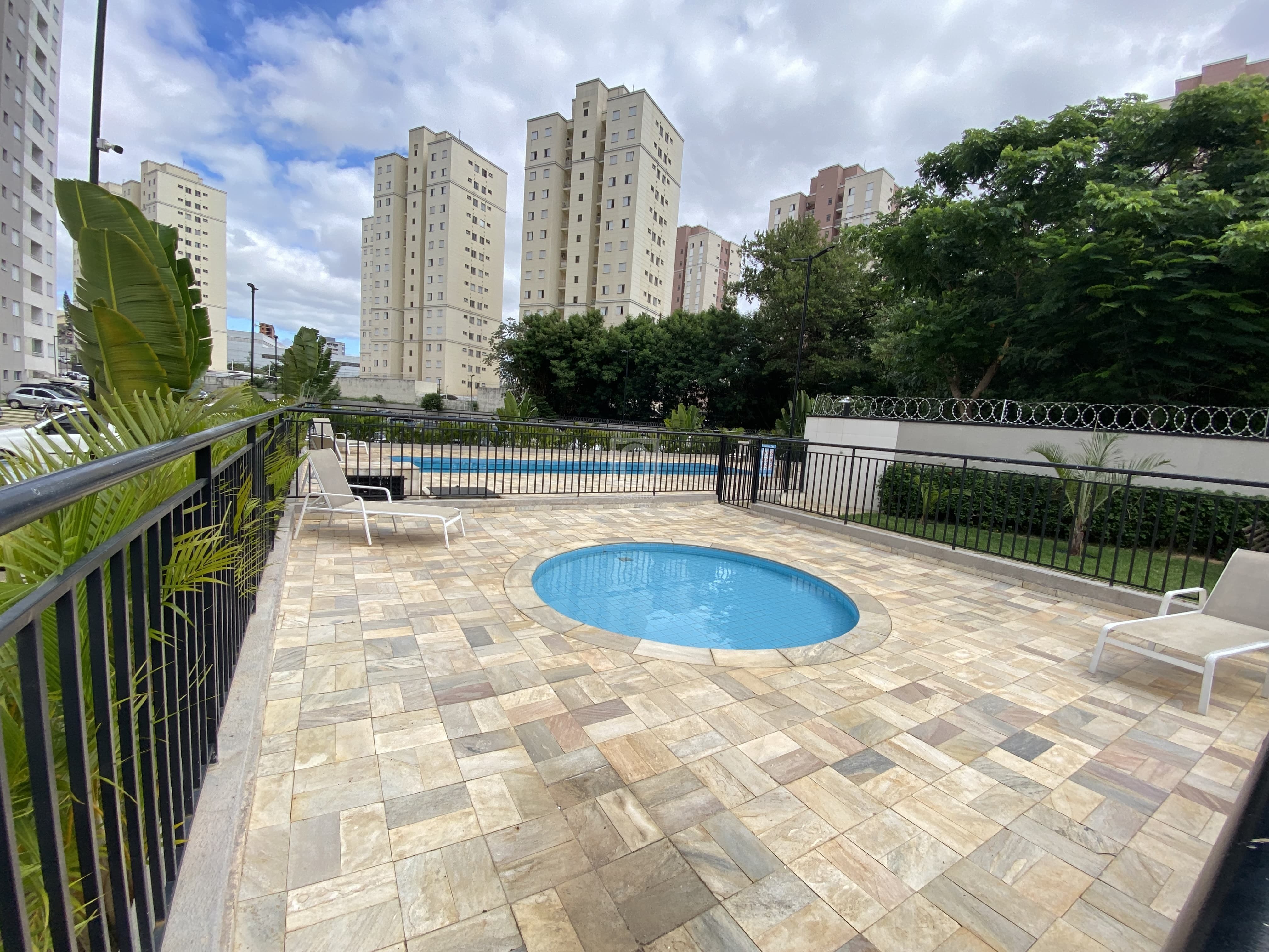 Apartamento à venda com 2 quartos, 42m² - Foto 20