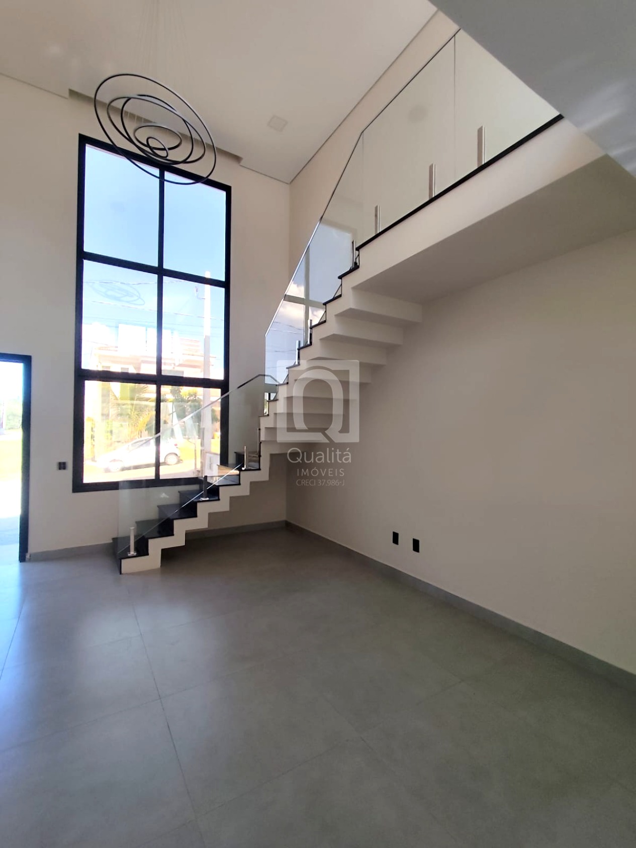 Casa de Condomínio à venda com 3 quartos, 228m² - Foto 4