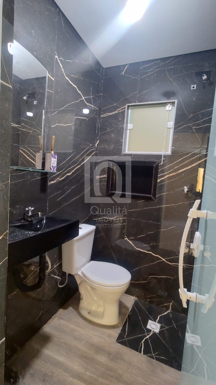 Casa à venda com 4 quartos, 250m² - Foto 9