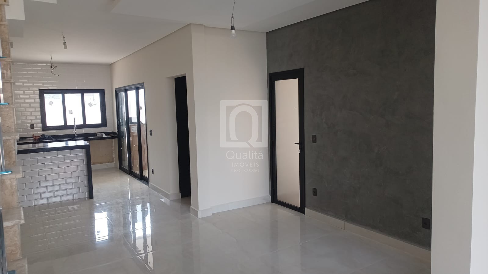 Casa de Condomínio à venda com 3 quartos, 152m² - Foto 1