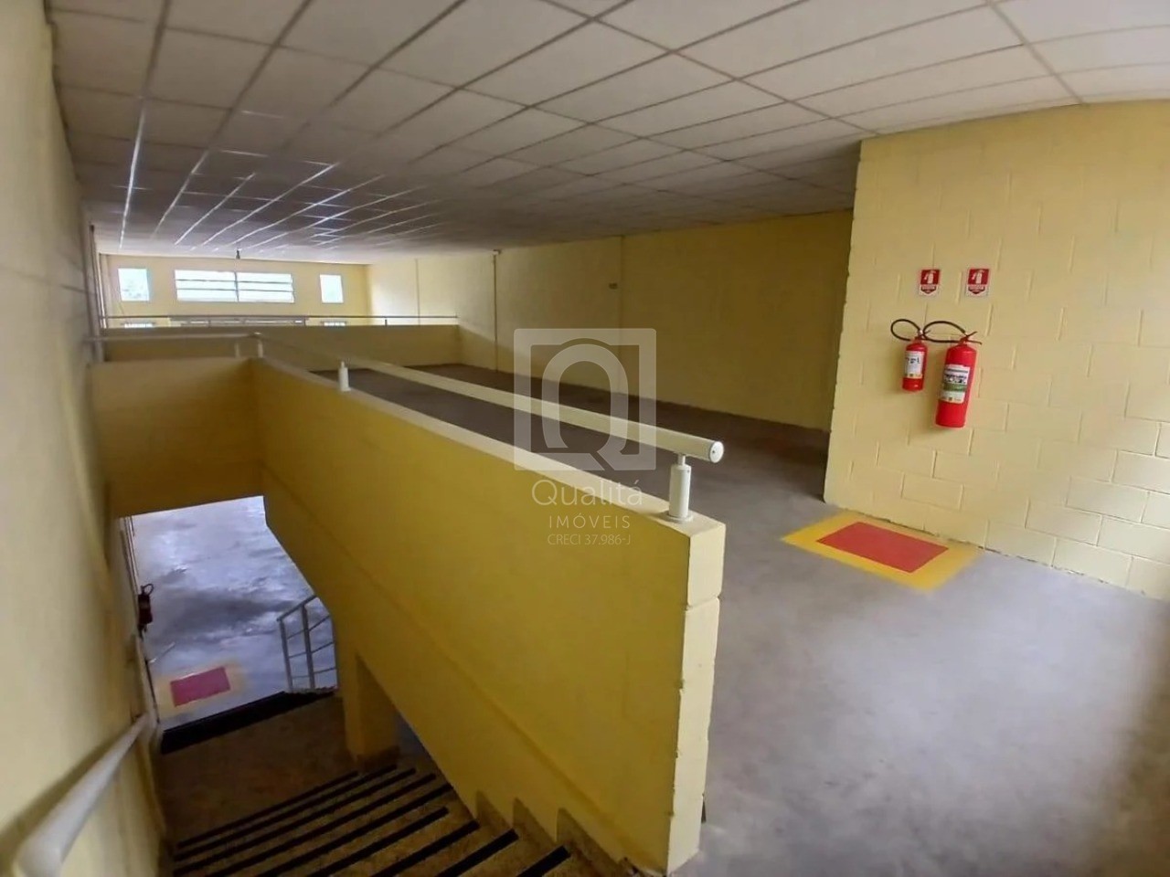 Depósito-Galpão-Armazém à venda, 245m² - Foto 12