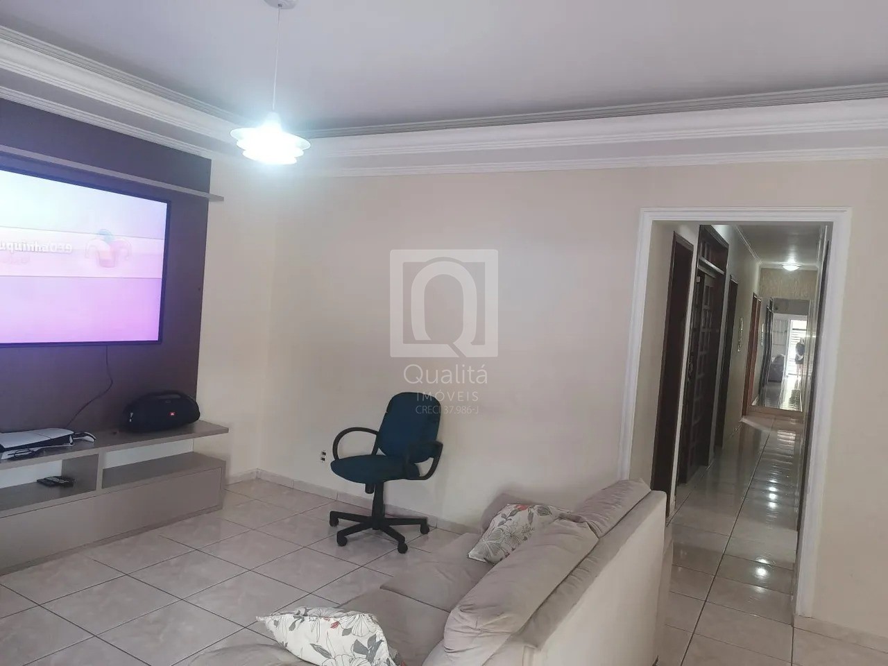 Sobrado à venda com 4 quartos, 1000m² - Foto 1