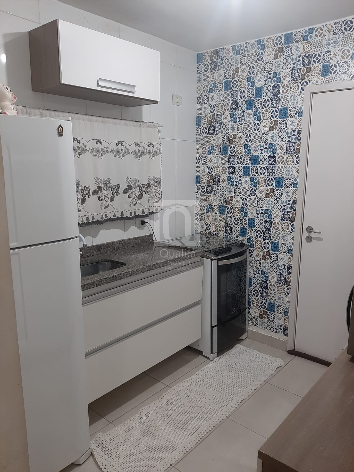 Casa de Condomínio à venda com 2 quartos, 210m² - Foto 3