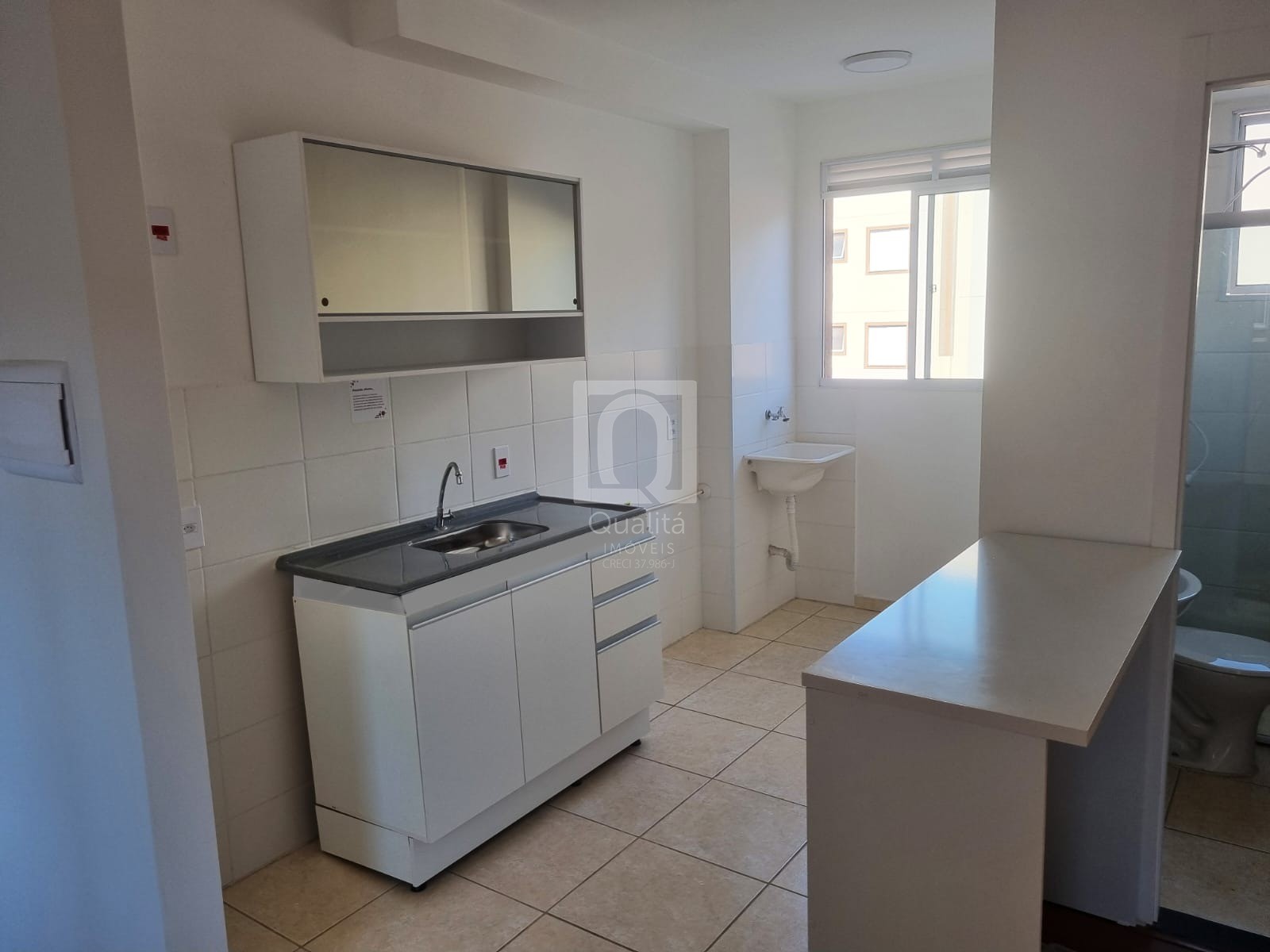 Apartamento à venda com 2 quartos, 42m² - Foto 1