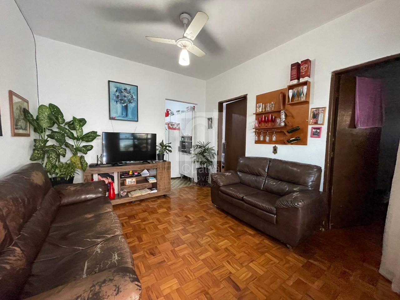 Casa à venda com 3 quartos, 250m² - Foto 2