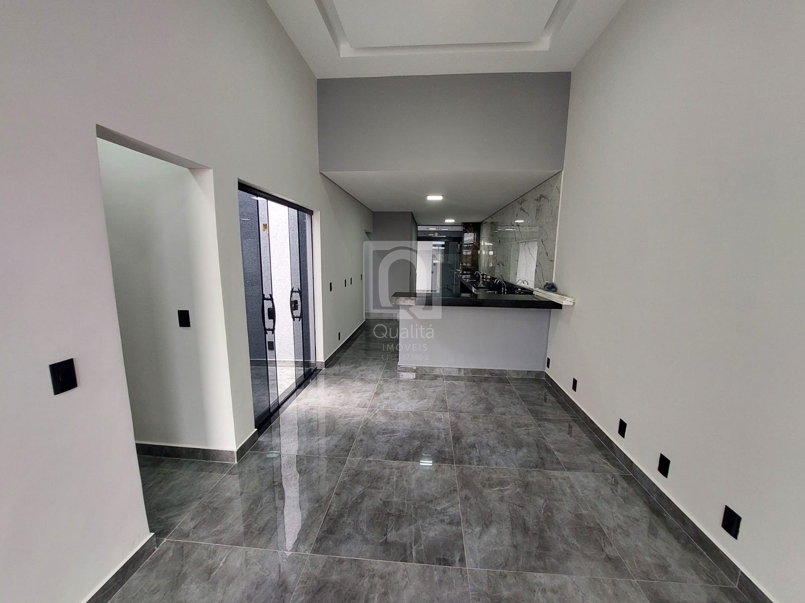 Casa de Condomínio à venda com 3 quartos, 150m² - Foto 1