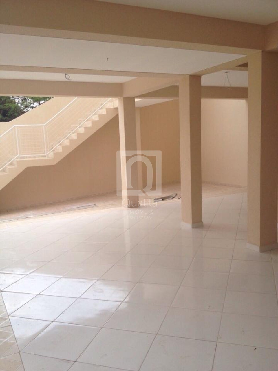 Apartamento à venda com 2 quartos, 64m² - Foto 12