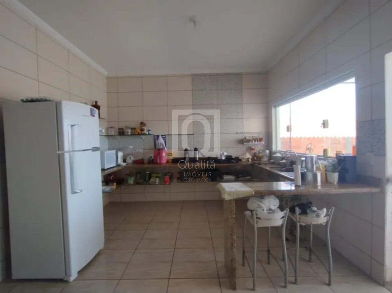 Casa à venda com 3 quartos, 300m² - Foto 5